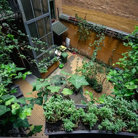 Apartmán Rb64 - Classy & Spacious Near District *