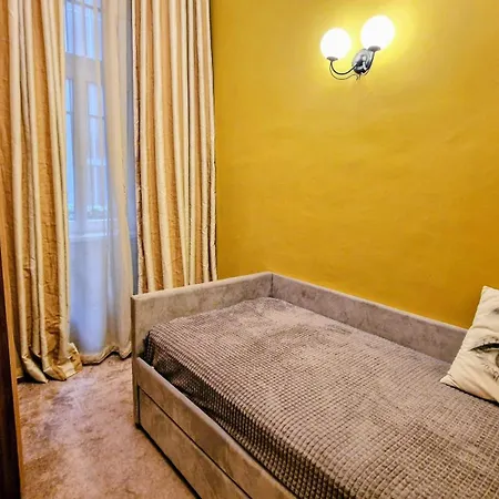 Apartmán Rb64 - Classy & Spacious Near District