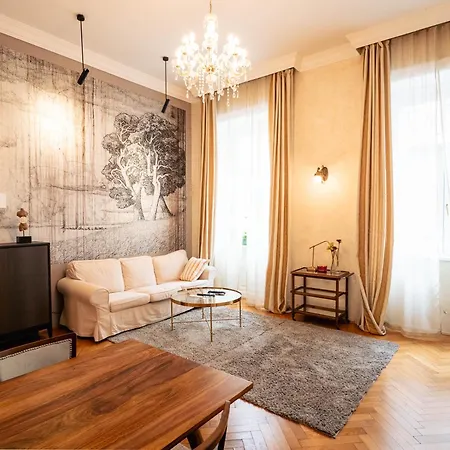 Rb64 - Classy & Spacious Near District Budapest